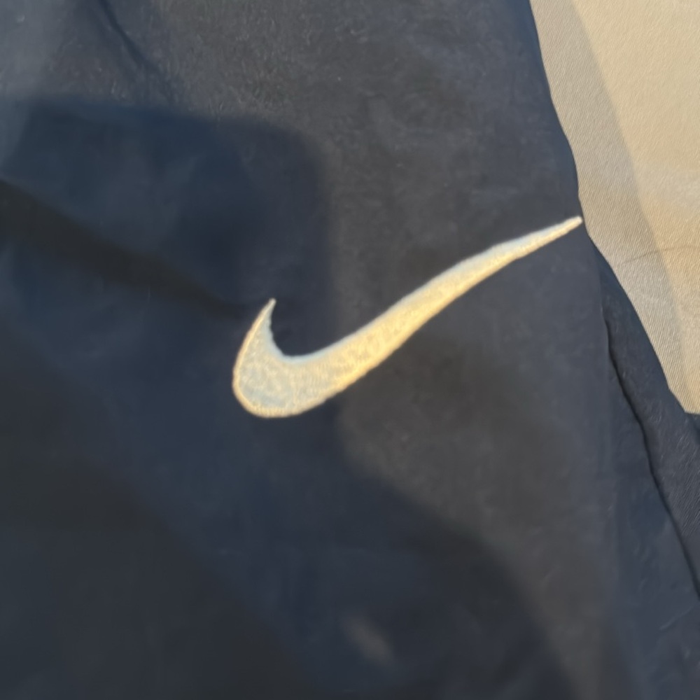 Nike drifit boys size medium navy blue wind breaker pants - Picture 2 of 9